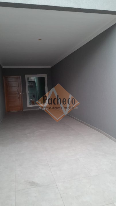 Sobrado à venda com 3 quartos, 140m² - Foto 2