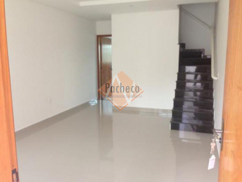 Sobrado à venda com 3 quartos, 140m² - Foto 2