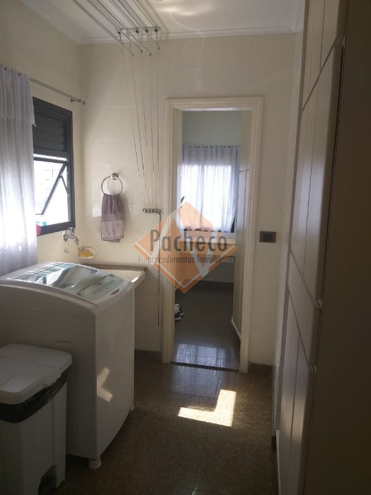 Apartamento à venda com 3 quartos, 138m² - Foto 23