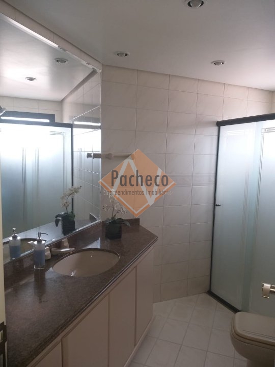 Apartamento à venda com 3 quartos, 138m² - Foto 20