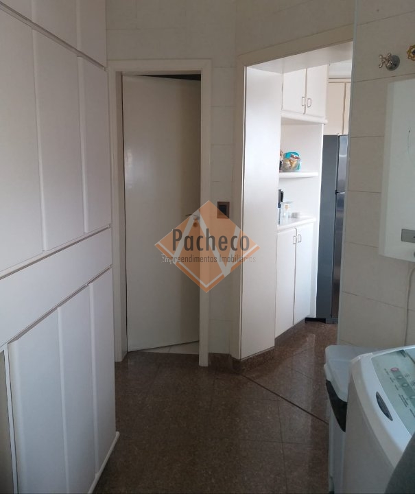 Apartamento à venda com 3 quartos, 138m² - Foto 24