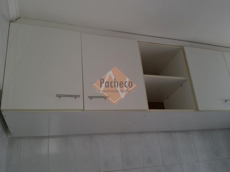 Apartamento à venda com 3 quartos, 74m² - Foto 9