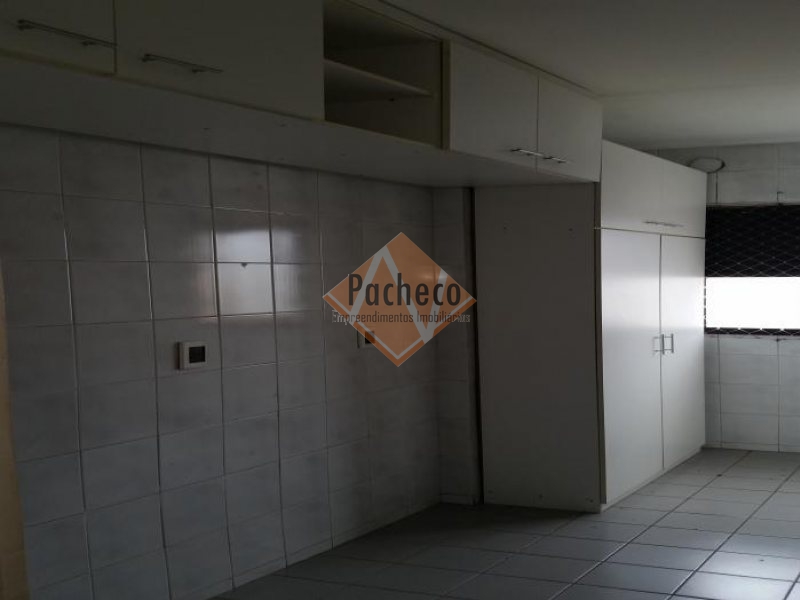 Apartamento à venda com 3 quartos, 74m² - Foto 3