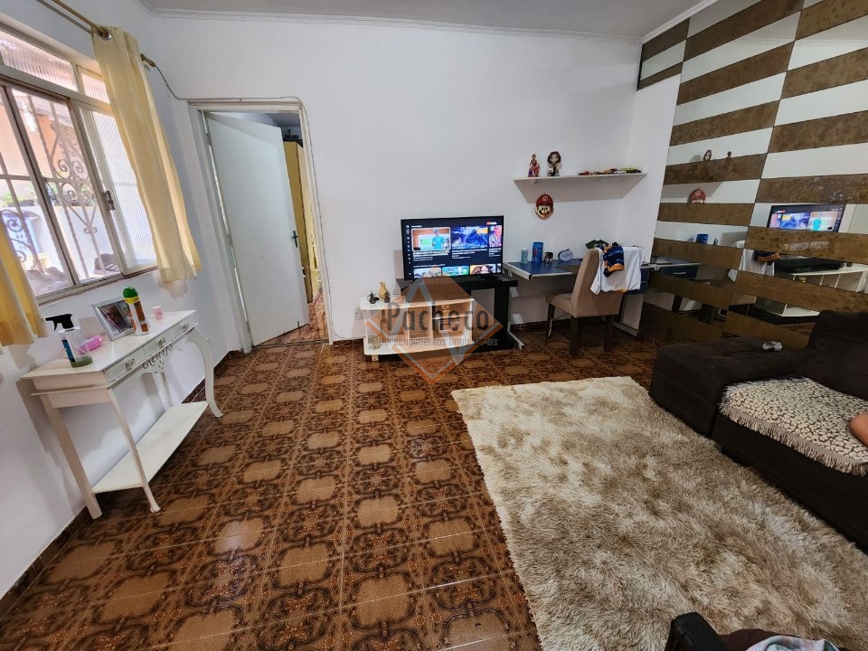 Casa à venda e aluguel com 5 quartos, 146m² - Foto 9