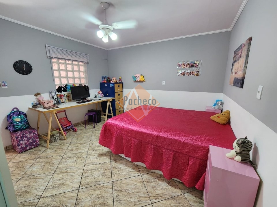 Casa à venda com 5 quartos, 233m² - Foto 16