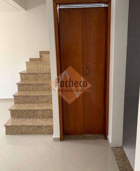 Sobrado à venda com 3 quartos, 120m² - Foto 4