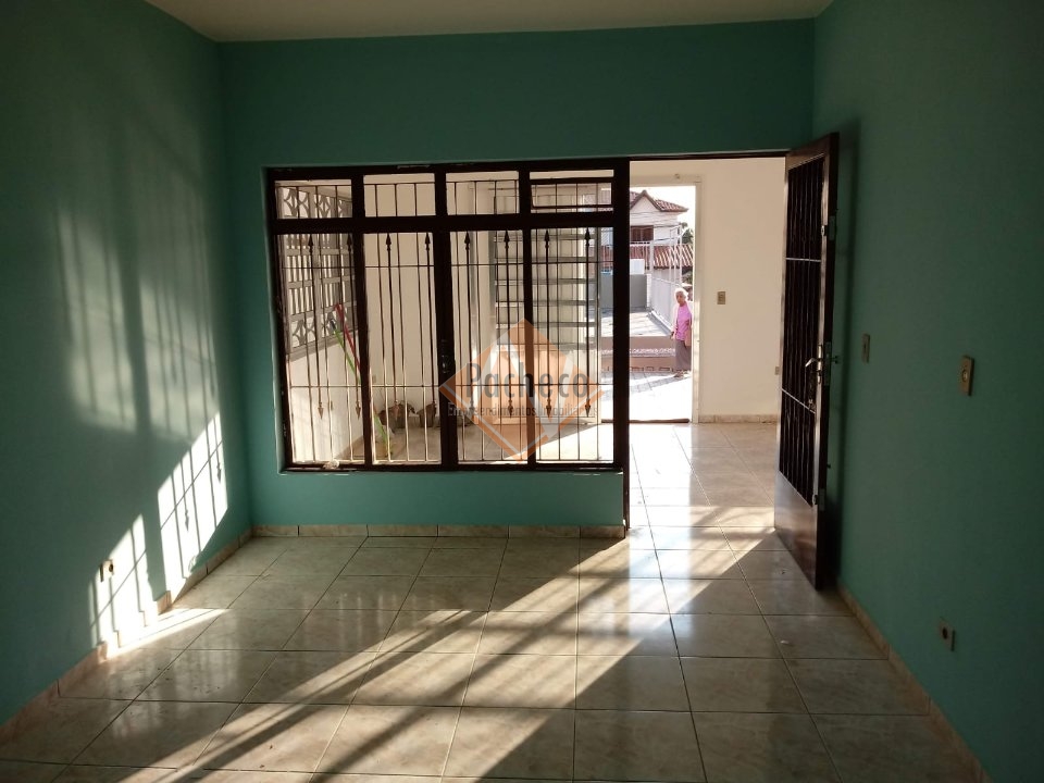 Sobrado à venda com 3 quartos, 240m² - Foto 8