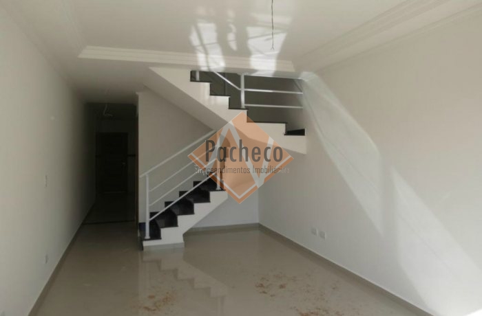 Sobrado à venda com 3 quartos, 150m² - Foto 2