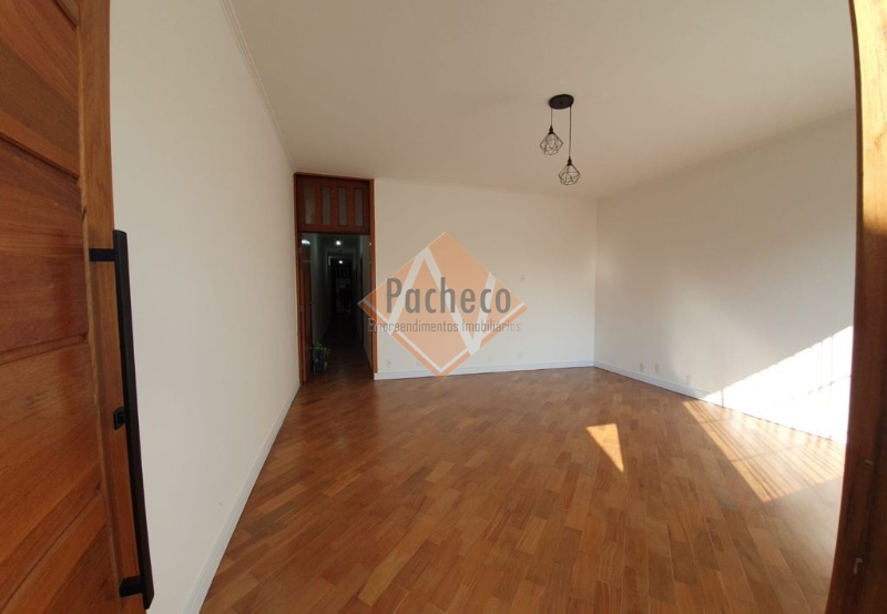 Casa à venda com 3 quartos, 194m² - Foto 12