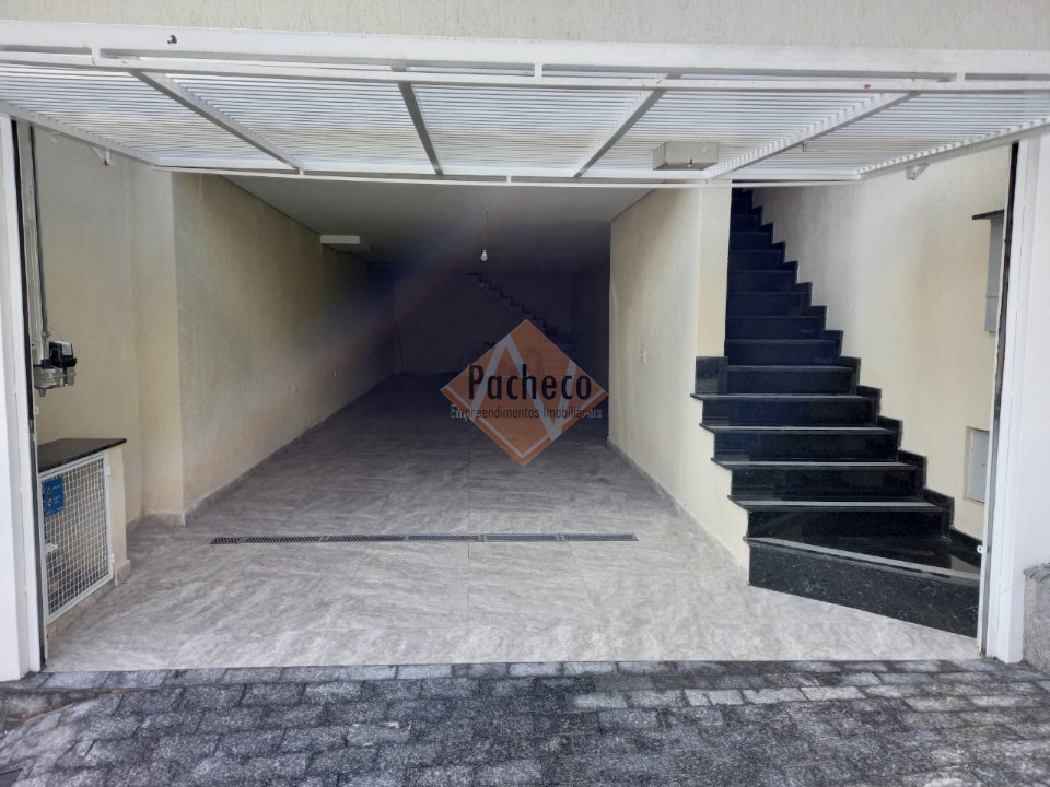 Sobrado à venda com 3 quartos, 219m² - Foto 2