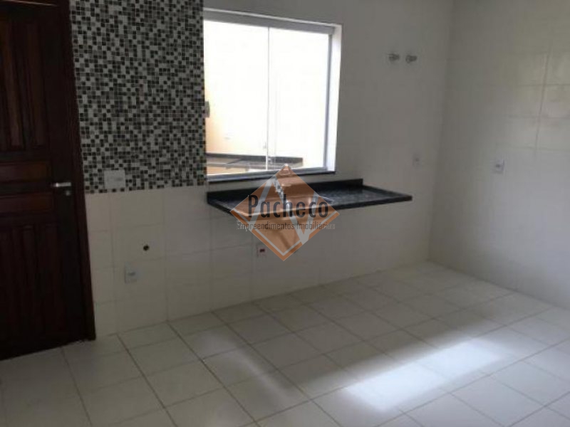 Sobrado à venda com 3 quartos, 100m² - Foto 4