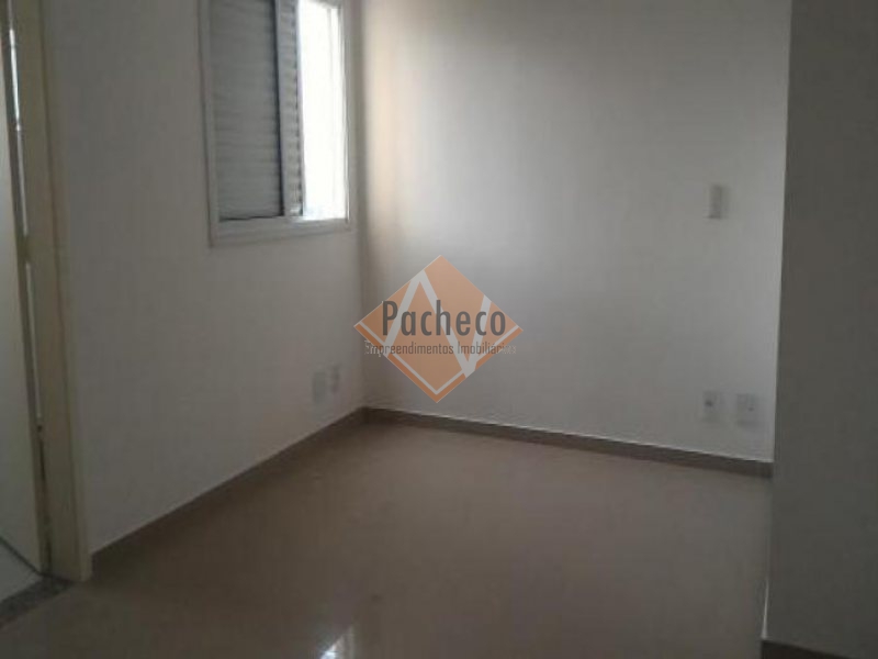 Apartamento à venda com 3 quartos, 110m² - Foto 12