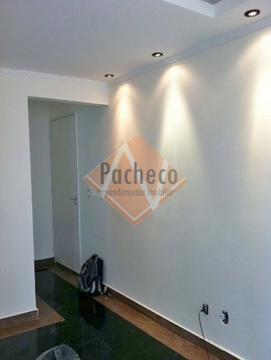 Apartamento à venda com 2 quartos, 47m² - Foto 1