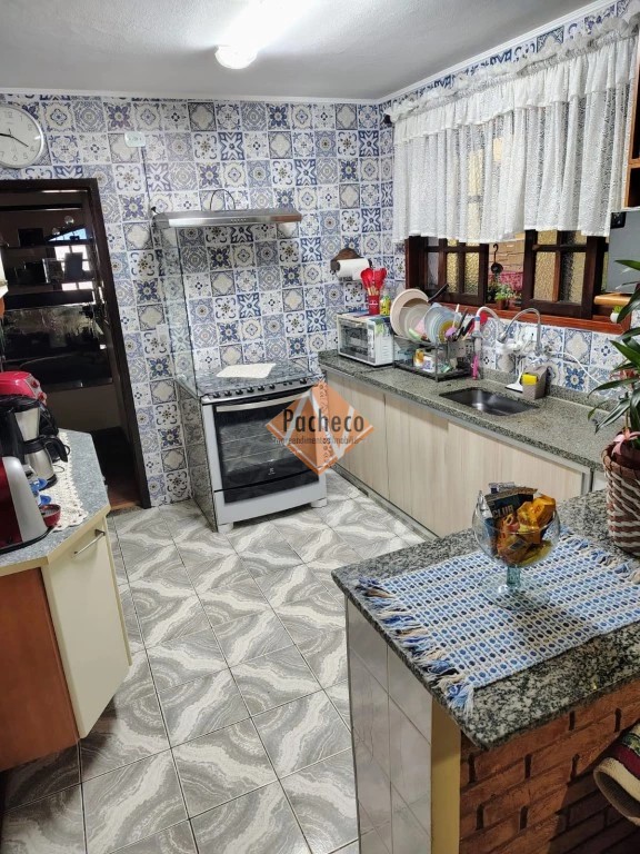 Sobrado, 2 quartos, 304 m² - Foto 15