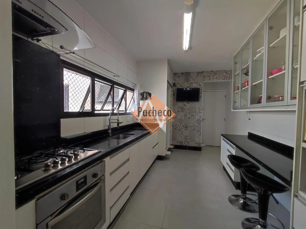 Apartamento à venda com 3 quartos, 125m² - Foto 7