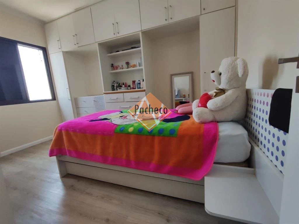 Apartamento à venda com 3 quartos, 125m² - Foto 15