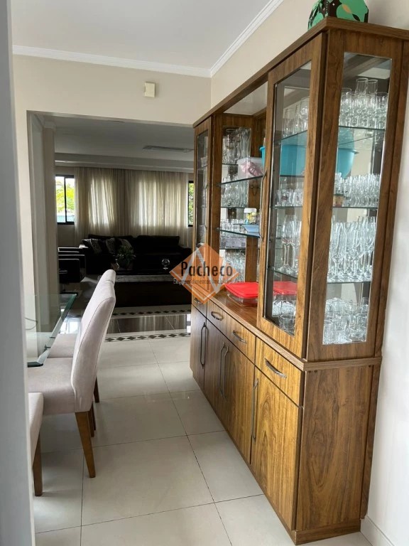 Apartamento à venda com 3 quartos, 186m² - Foto 5