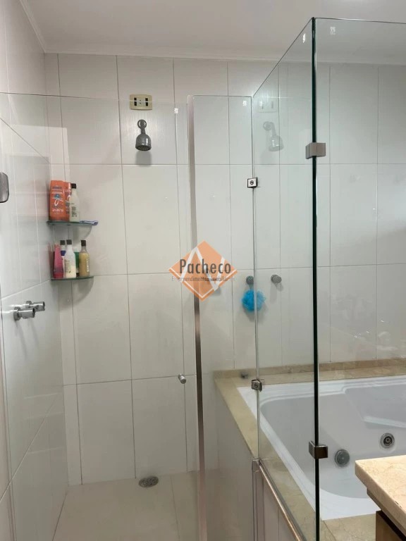 Apartamento à venda com 3 quartos, 186m² - Foto 22