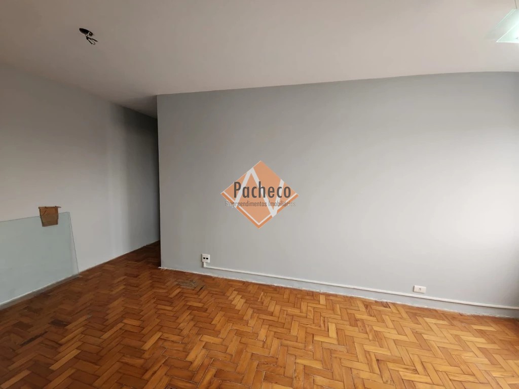 Apartamento à venda com 2 quartos, 70m² - Foto 4