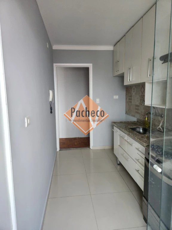 Apartamento à venda com 2 quartos, 70m² - Foto 6