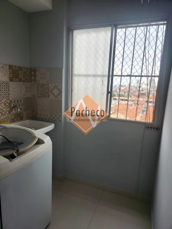 Apartamento à venda com 2 quartos, 70m² - Foto 9