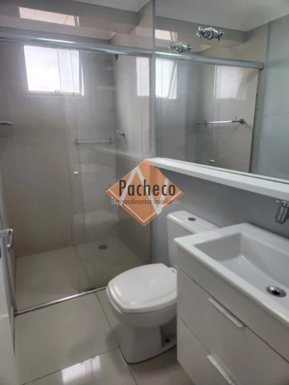 Apartamento à venda com 2 quartos, 70m² - Foto 19