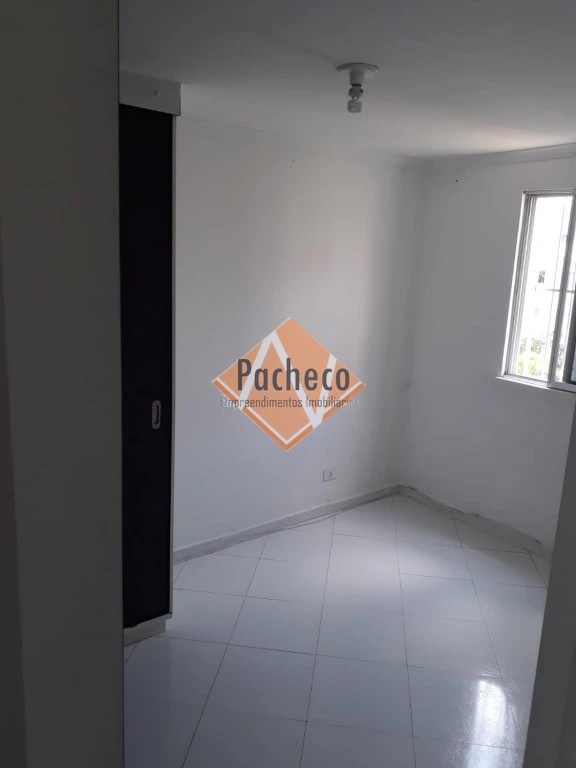 Apartamento à venda com 2 quartos, 57m² - Foto 7