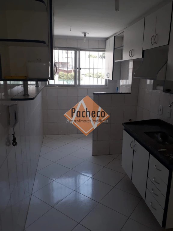 Apartamento à venda com 2 quartos, 57m² - Foto 13