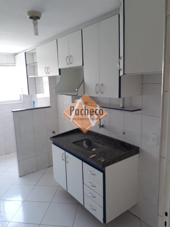 Apartamento à venda com 2 quartos, 57m² - Foto 15