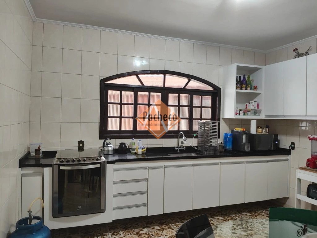 Sobrado, 4 quartos, 170 m² - Foto 2