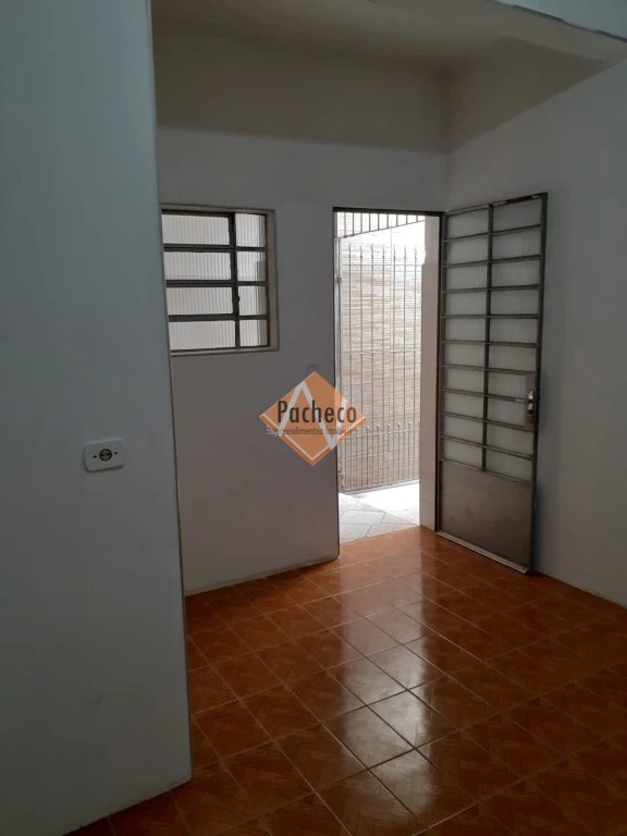 Casa à venda com 3 quartos, 134m² - Foto 11