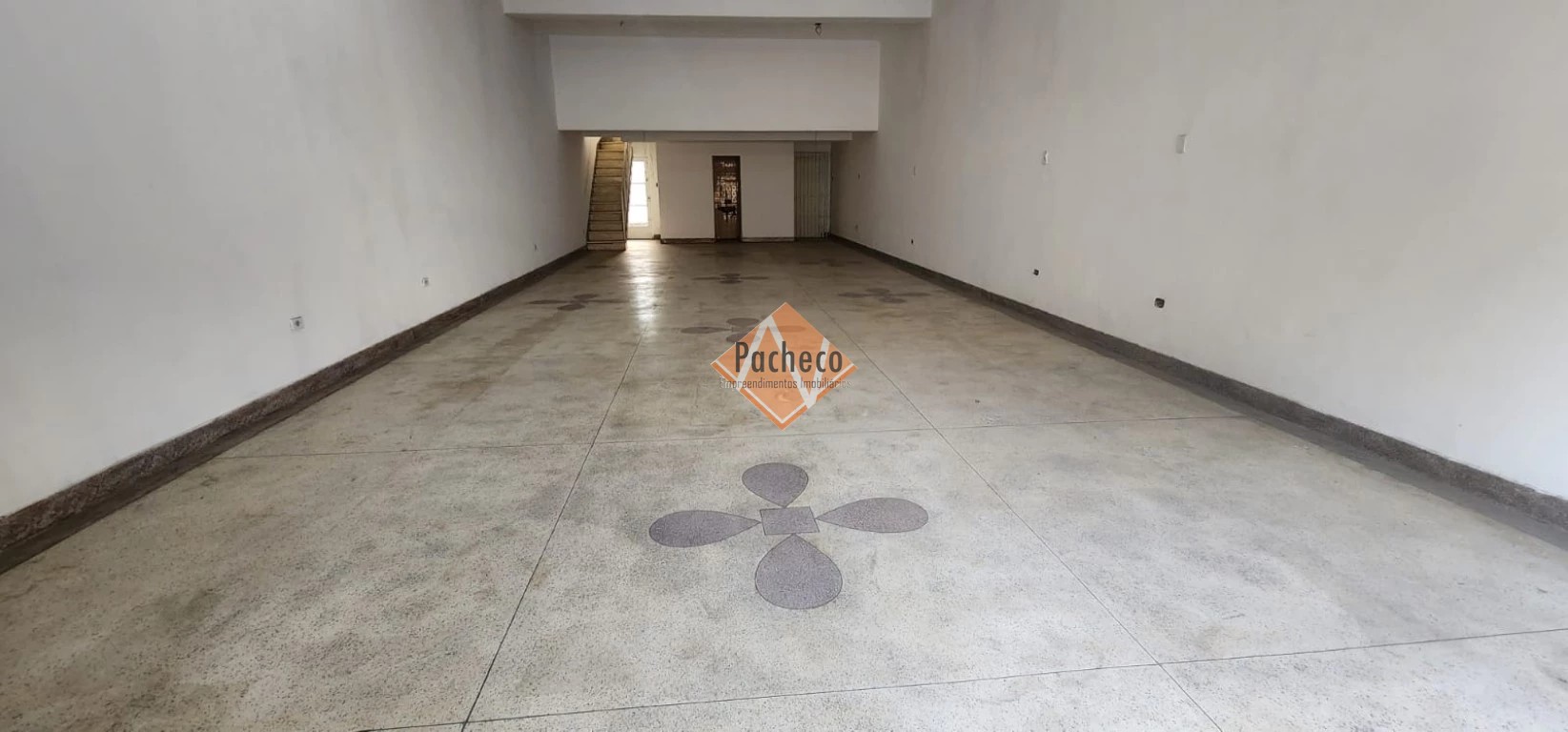 Loja-Salão para alugar com 3 quartos, 243m² - Foto 1