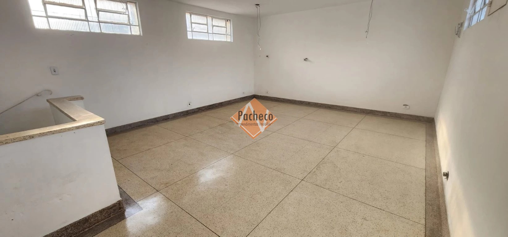 Loja-Salão para alugar com 3 quartos, 243m² - Foto 6