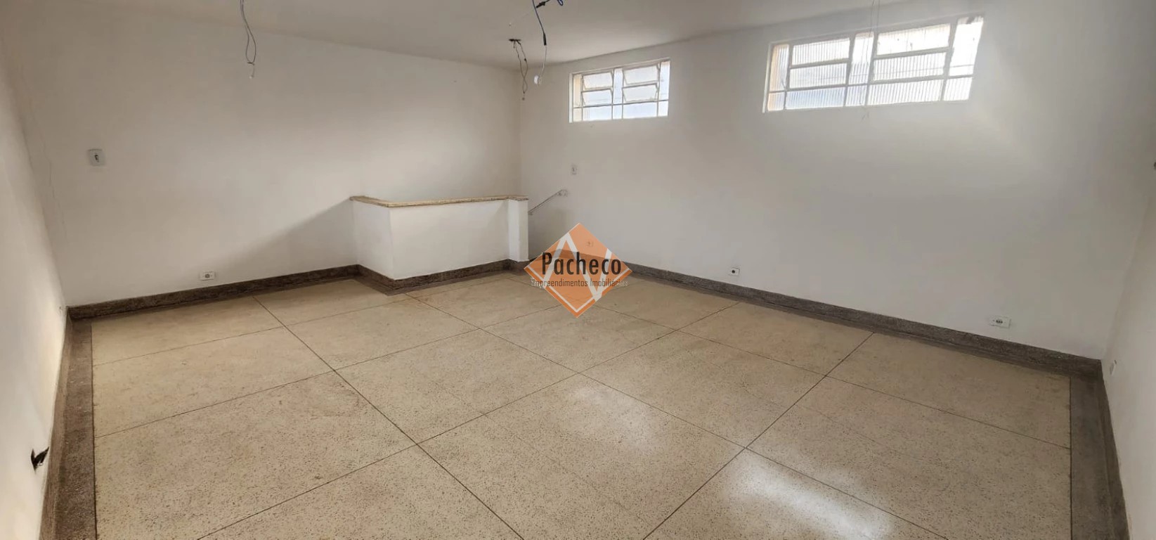 Loja-Salão para alugar com 3 quartos, 243m² - Foto 8