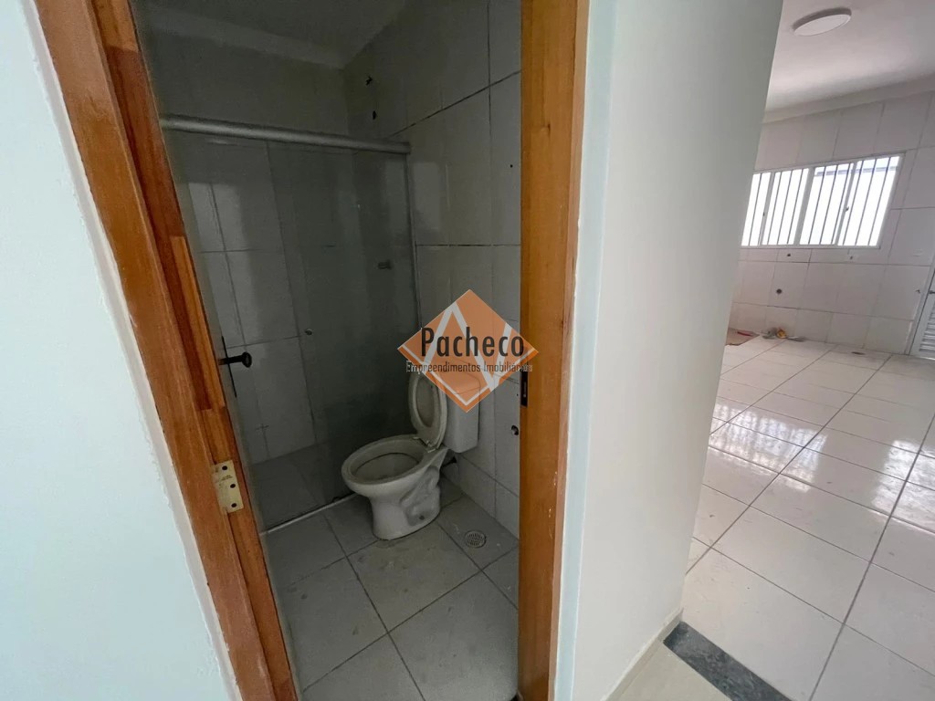 Sobrado à venda com 3 quartos, 150m² - Foto 3