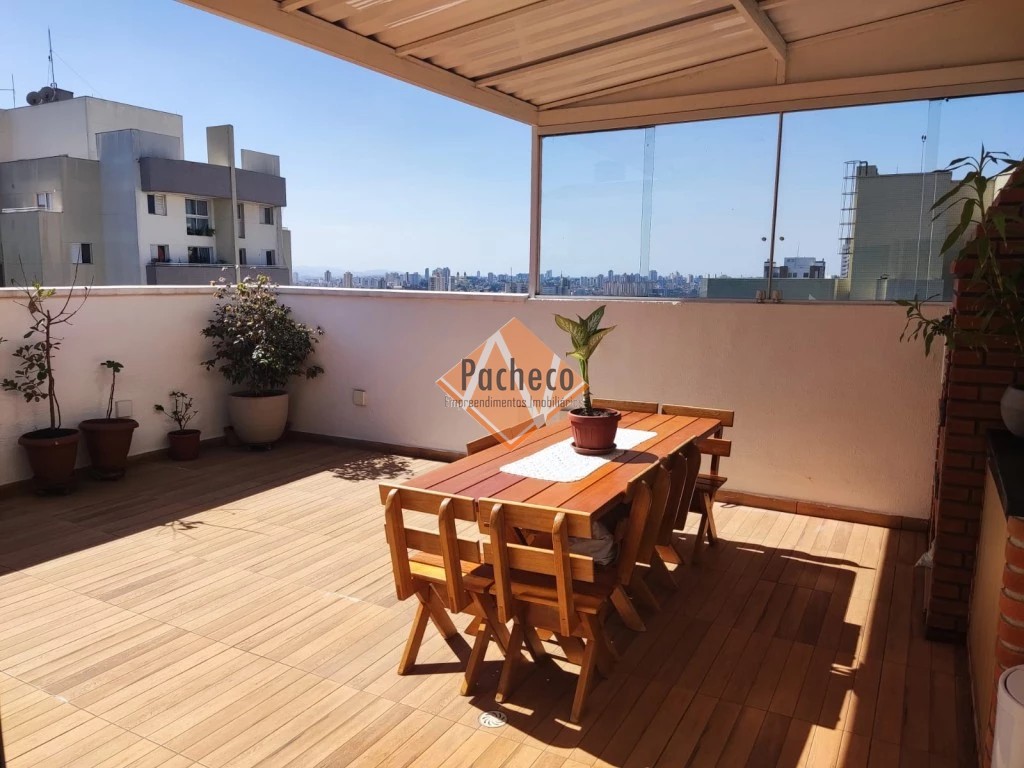 Apartamento à venda com 3 quartos, 131m² - Foto 1