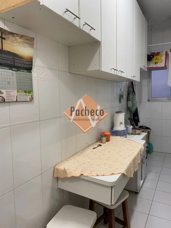 Apartamento à venda com 2 quartos, 50m² - Foto 4