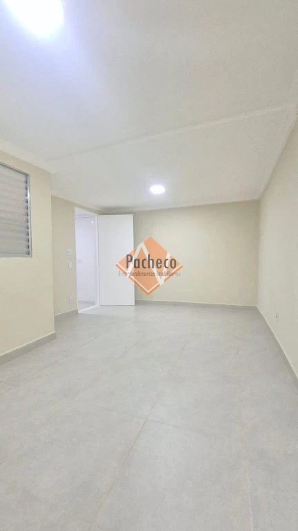 Casa à venda com 3 quartos, 120m² - Foto 4