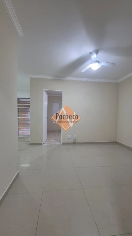 Casa à venda com 3 quartos, 120m² - Foto 5