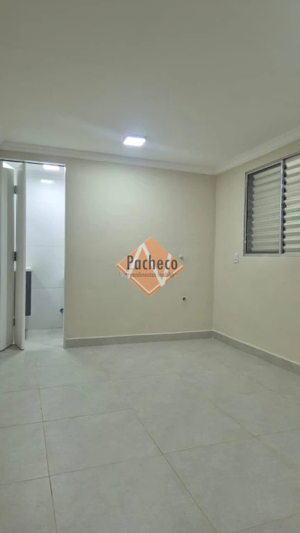 Casa à venda com 3 quartos, 120m² - Foto 11