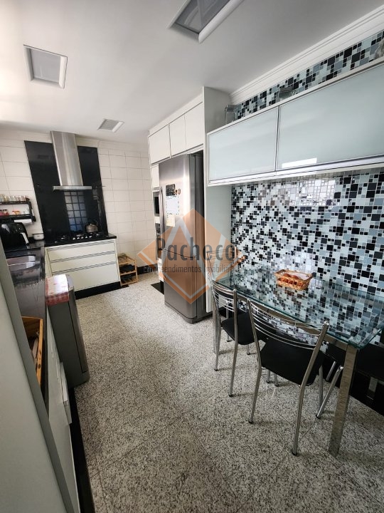 Apartamento à venda com 4 quartos, 155m² - Foto 12