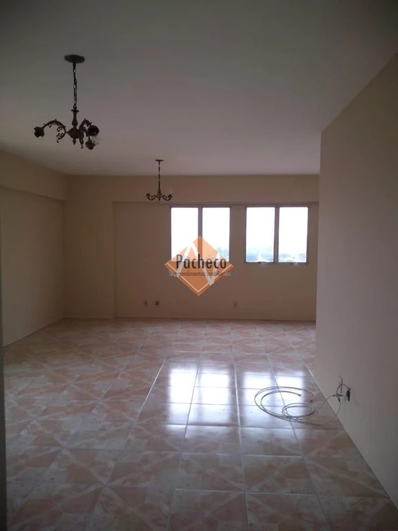 Apartamento, 3 quartos, 120 m² - Foto 1