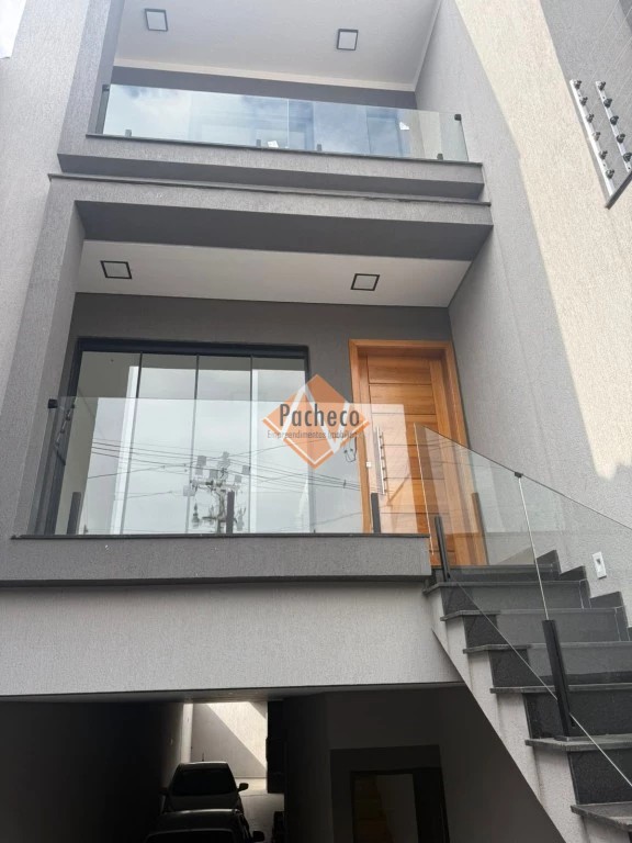 Sobrado, 3 quartos, 240 m² - Foto 2