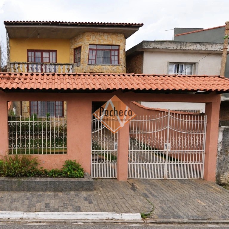Sobrado, 3 quartos, 298 m² - Foto 1