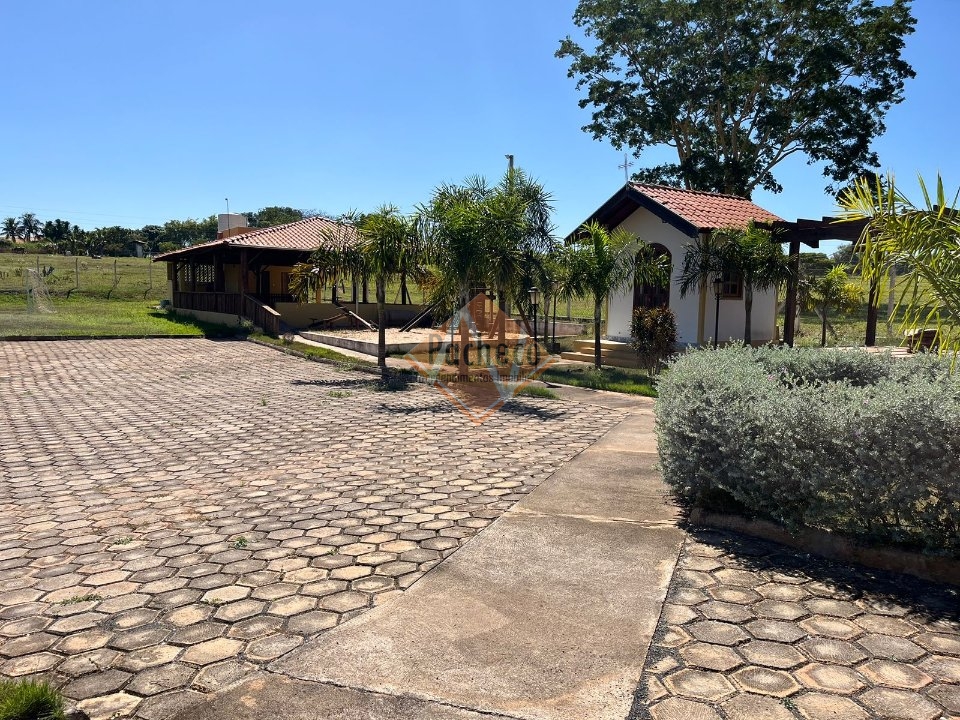 Fazenda à venda com 8 quartos, 300m² - Foto 9