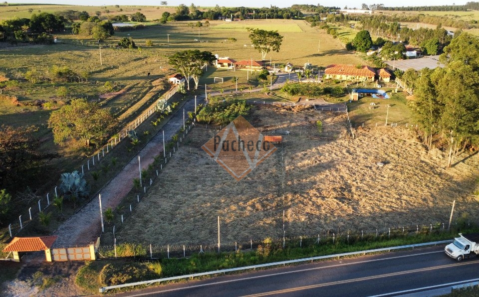 Fazenda à venda com 8 quartos, 300m² - Foto 3