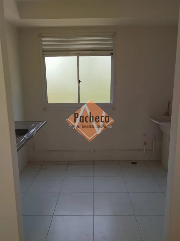 Apartamento à venda com 2 quartos, 40m² - Foto 3