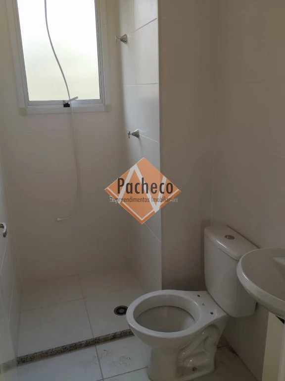 Apartamento à venda com 2 quartos, 40m² - Foto 11