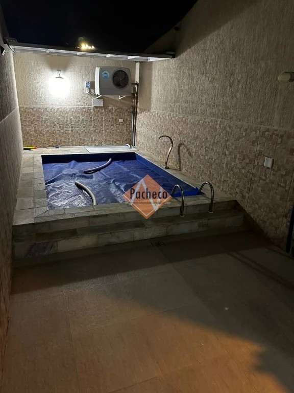Sobrado, 3 quartos, 210 m² - Foto 2