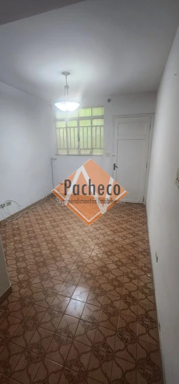 Casa para alugar com 2 quartos, 60m² - Foto 2